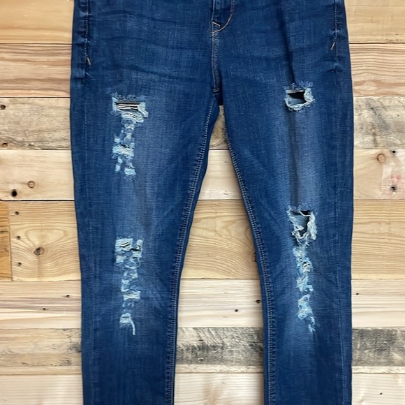 Express size 8R Medium Wash Mid-rise Jegging Super Stretch Distressed Jeans - Picture 5 of 12